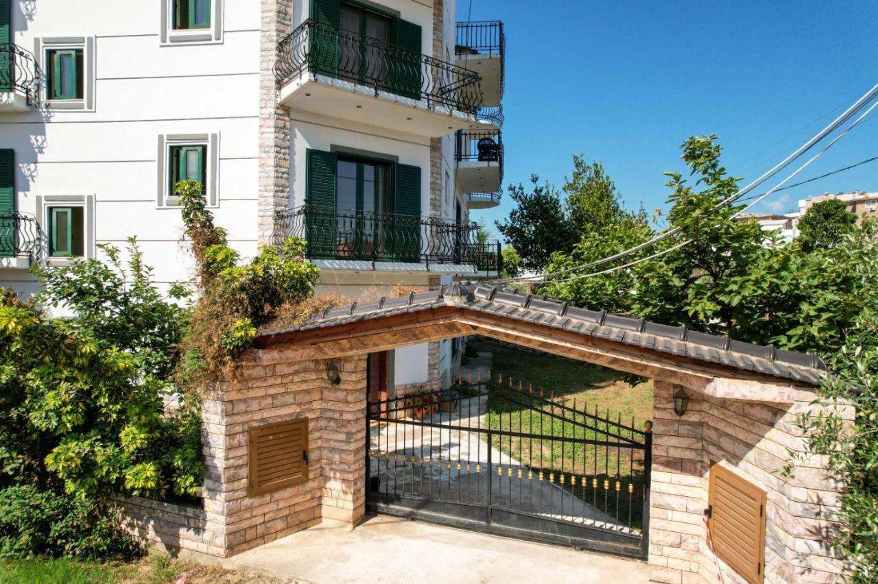 Sea La Vie Apartments Ksamil Exteriör bild